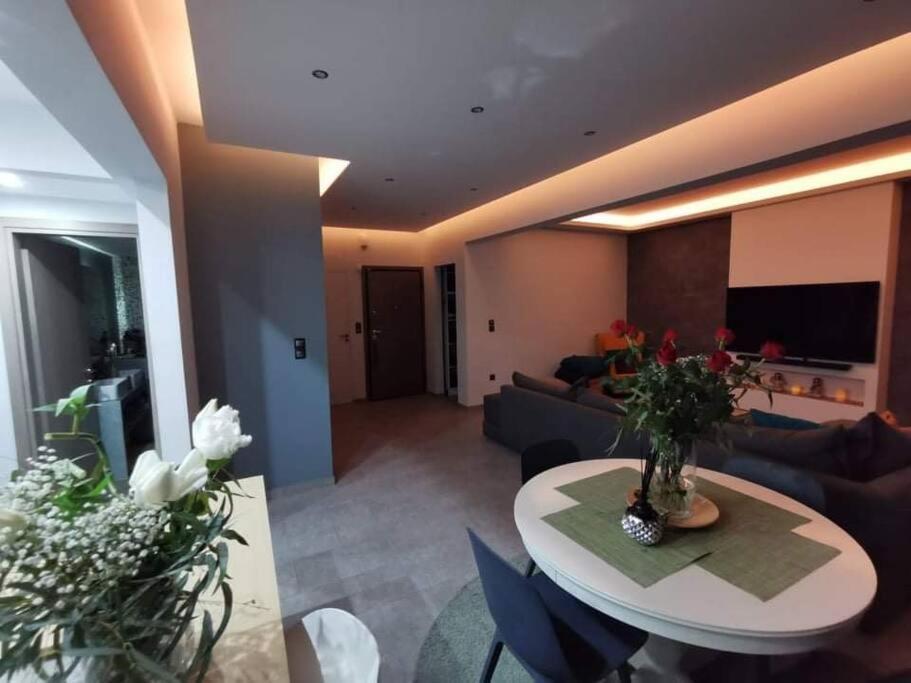 Live Minimal Apartment Athens Ngoại thất bức ảnh