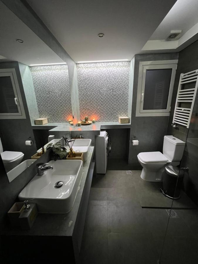 Live Minimal Apartment Athens Ngoại thất bức ảnh