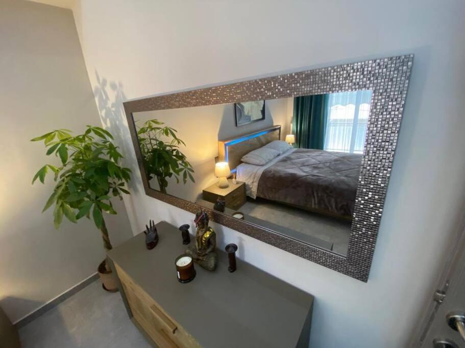 Live Minimal Apartment Athens Ngoại thất bức ảnh